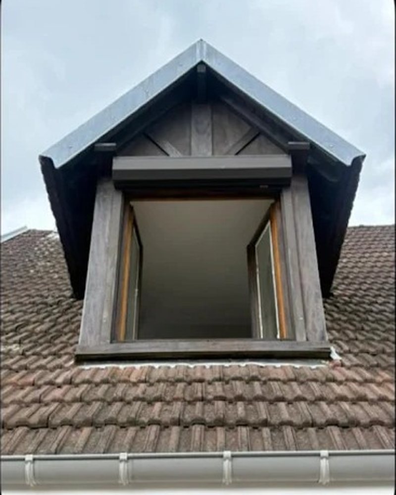 Rénovation d'une lucarne de toit à Rouen — après